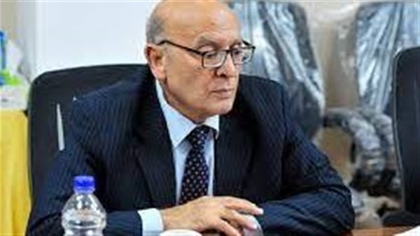 الدكتور عبد العليم