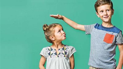 دراسة: الأطفال الأقصر من اللازم بالنسبة لأعمارهم تعمل أدمغتهم بكفاءة أقل