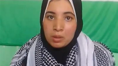 فلسطينية مقيمة بمصر تروي تفاصيل أوضاع أسرتها بغزة: والدي وشقيقي أصيبا وبن عمي استشهد| بث مباشر