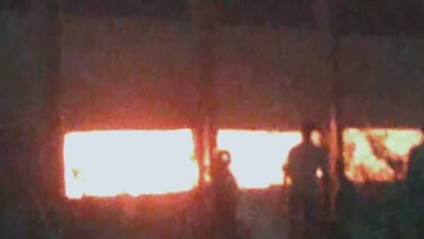 جحانب من الحريق