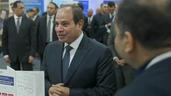 السيسي يجري جولة