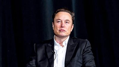 إيلون ماسك يعد بارتداء قلادة تضامنا مع الرهائن في غزة