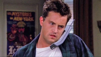 عثر عليه ميتًا بالحمام.. وفاة الممثل ماثيو بيري بطل مسلسل Friends