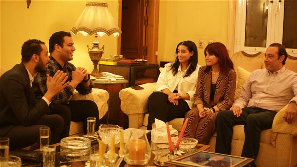 القاهرة 24 مع أسرة