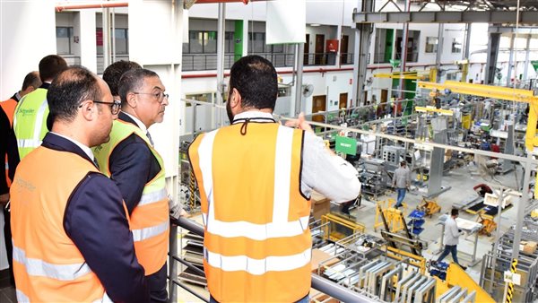 مصنع شنايدر إلكتريك