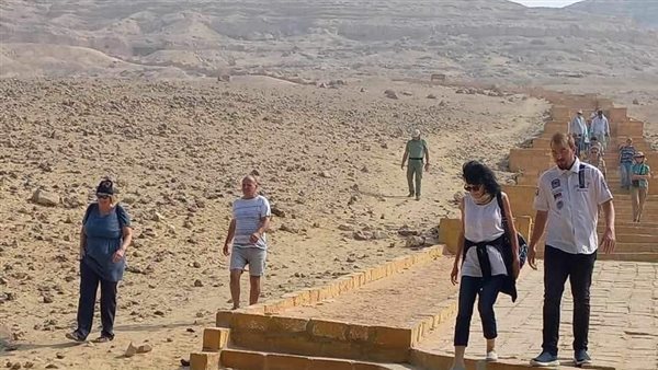 وفد سياحي بالمنيا
