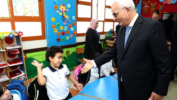 جولة وزير التعليم