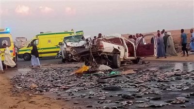 استقرار الحالة الصحية لمصابي حادث تصادم سيارتين بالطريق الصحراوي بأسوان 