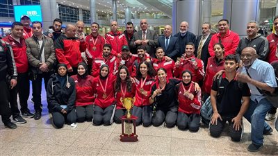 وزير الرياضة يهنئ بعثة الكاراتيه عبر الفيديو.. ويؤكد: فخورون بأبطال مصر