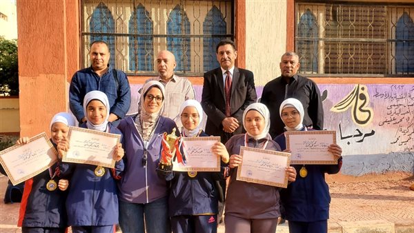 تكريم فريق اليد بمعهد