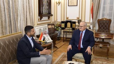 رئيس جامعة القاهرة: انتهينا من 25% من مشروع تطوير قصر العيني.. وافتتاح 3 كليات من الجيل الرابع قريبًا | حوار 