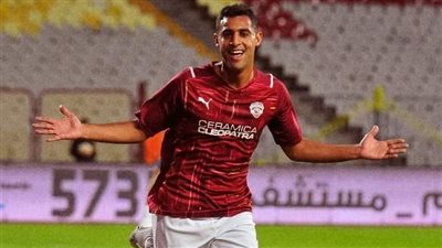 أحمد ياسر ريان يقود هجوم سيراميكا كليوباترا أمام الزمالك في الدوري