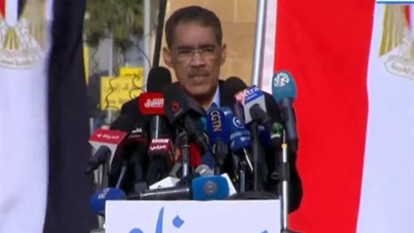  الكاتب الصحفي ضياء