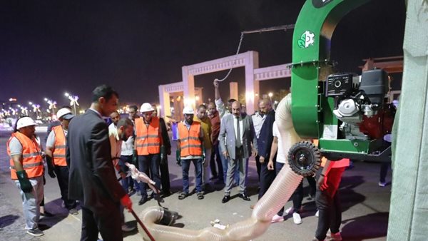 محافظ أسوان