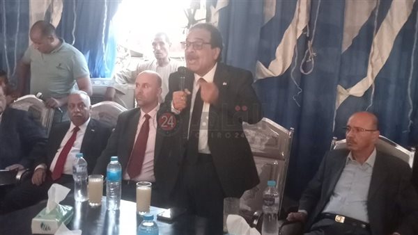 لعرض برنامجه الانتخابي..