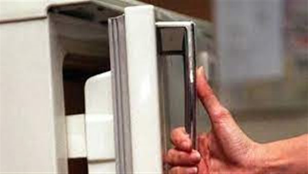 جثة في الثلاجة