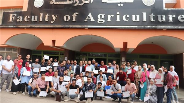 تخريج 1200 شاب بمشروع