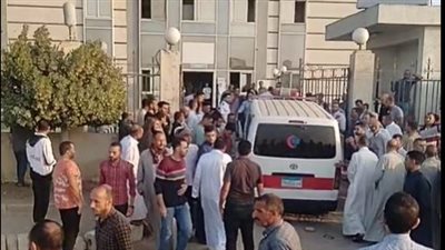 خروج 18 جثمانا لضحايا حادث صحراوي البحيرة من مستشفى وادي النطرون | بث مباشر 