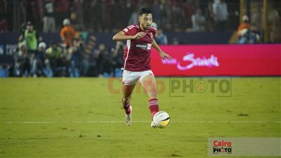 نشرة أخبار الأهلي| عرض أخير لحسم تجديد أكرم توفيق.. واختبار طبي لـ عمر كمال 