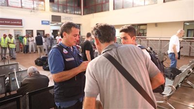 مسؤول إسرائيلي: نتنياهو لا يسعى لترحيل جرحى غزة بلا عودة.. ومصر أكدت رفضها استقبال لاجئين