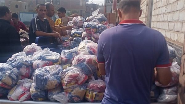 توزيع 4 أطنان سكر