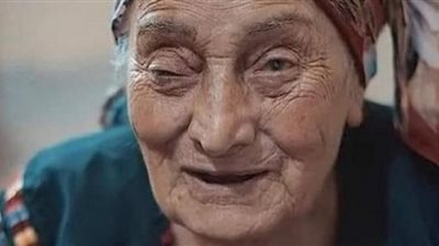 عمري أطول من الاحتلال..أم العبد مغنية شدوا بعضكم يا أهل فلسطين لـ القاهرة 24: ياريتني طير لأرجع عبلدي لإن غزة هتنتصر 