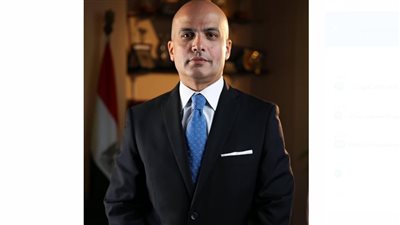 جامعة عين شمس تعقد لجنة تقييم دراسات الجدوى لمبادرة الطالب المنتج