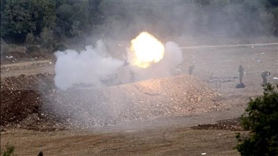 حزب الله يعلن استهداف مواقع إسرائيلية بالصواريخ الموجهة 