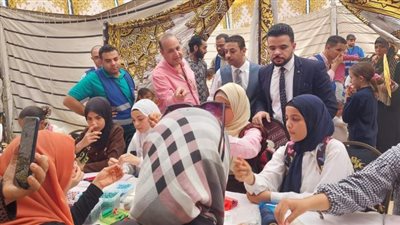 معرض كتاب وعرض فني وورش متنوعة ضمن فعاليات أنت الحياة بـ ثقافة مطروح | صور