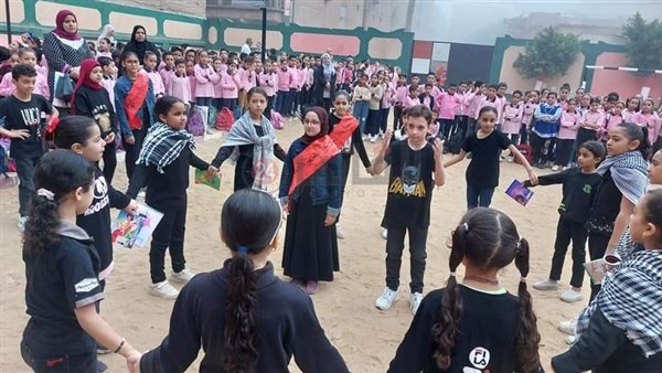 طلاب مدرسة بالغربية