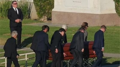 اللقاء الأخير بين ماثيو بيري وأبطال مسلسل Friends| صور