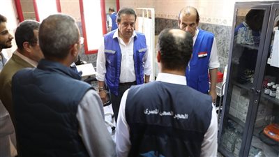 وزير الصحة يتفقد غرفة الحجر الصحي بمعبر رفح ويوجه بتنفيذ جميع الإجراءات الاحترازية