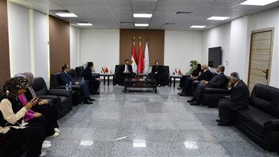 10 منح دراسية للأبطال.. وزير الرياضة يشهد افتتاح المقر الجديد للجامعة المصرية الصينية