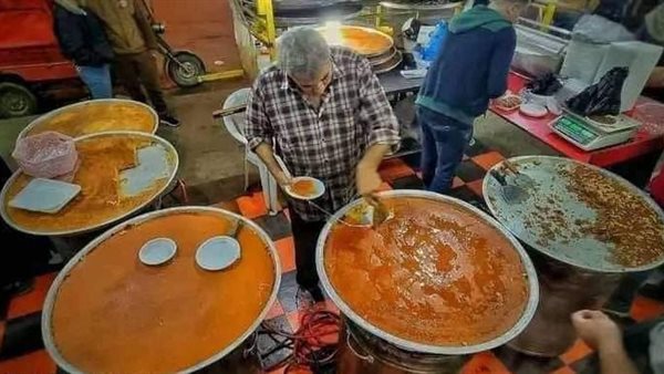 بائع الحلويات أبو