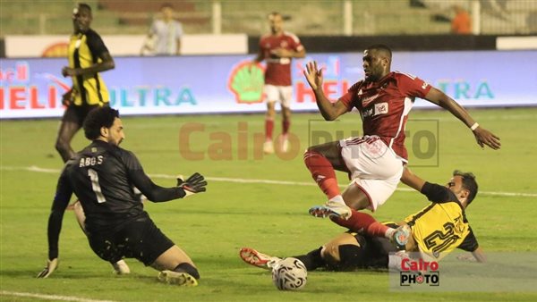 مباراة الأهلي والمقاولون