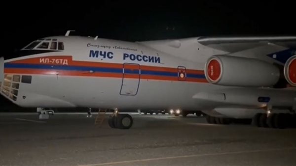 طائرة المساعدات