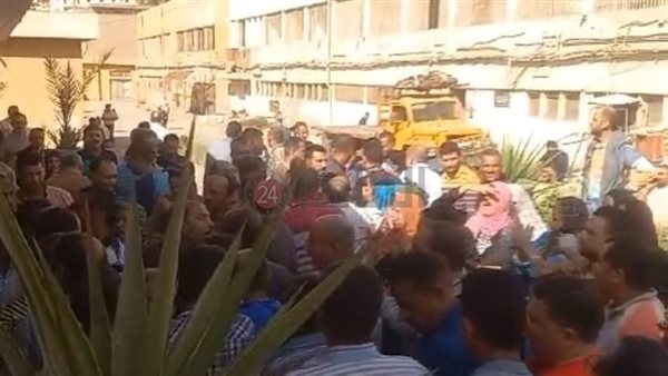 اعتصام عمال الشركة