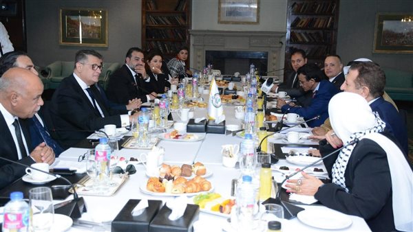 البرلمان العربي لوفد