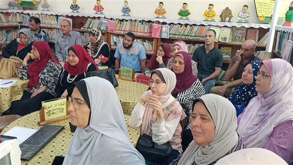 ندوات تثقيفية ضمن