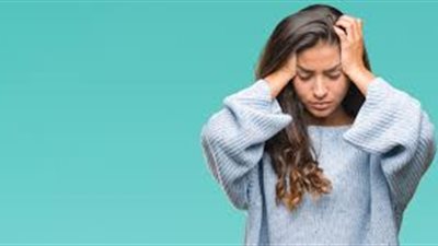 5 أسباب تساهم في الإصابة بالصداع.. تعرف عليها
