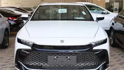 لو مغترب في المملكة.. أسعار تويوتا كراون في سوق المستعمل السعودي