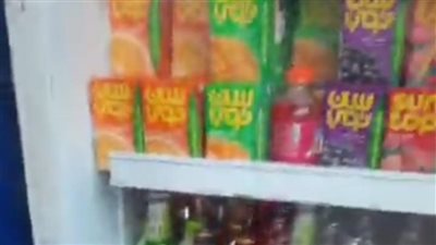 إقبال على شراء المنتجات المصرية بالمنيا.. وصاحب سوبر ماركت: محدش بيسأل عن المستورد | بث مباشر