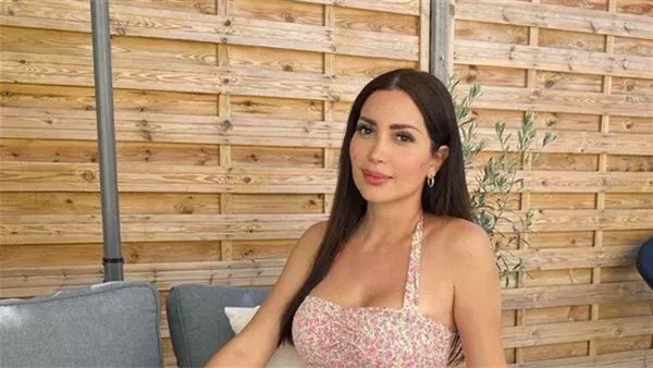  الفنانة نسرين طافش