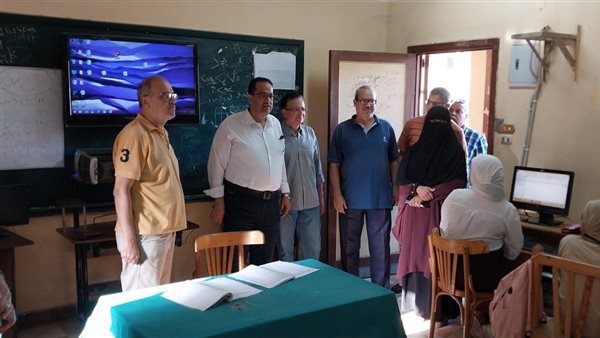 جانب من متابعة تعليم