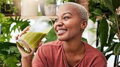 الذكاء الاصطناعي يتوقع أن غالبية سكان العالم سيكونون نباتيين بحلول عام 2075 