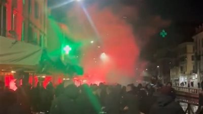 اشتباكات عنيفة بين جماهير ميلان وباريس سان جيرمان قبل موقعة دوري الأبطال| فيديو