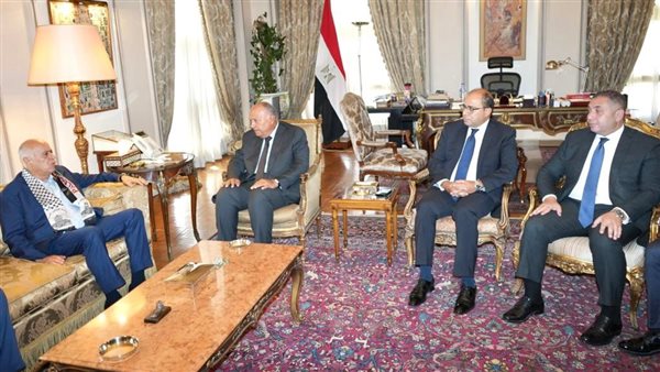 وزير الخارجية وأمين