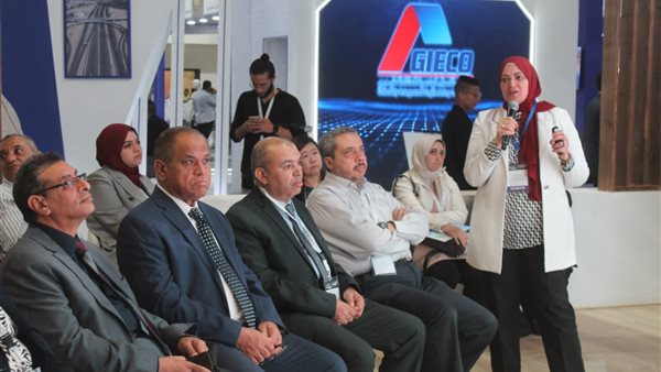 جانب من الورشة