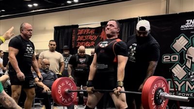 ابن الإسماعيلية عبد الرحمن يحصد المركز الثاني عالميا ببطولة القوى البدنية بأمريكا