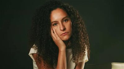 بخوض حرب مش عادلة.. سمر طارق تطرح أغنية جديدة تضامنًا مع فلسطين 